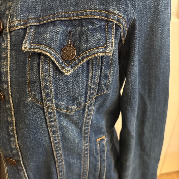 Levi Strauss Women’s Denim Jacket w/Stand Collar Jean, classic Trucker - Picture 3 of 9